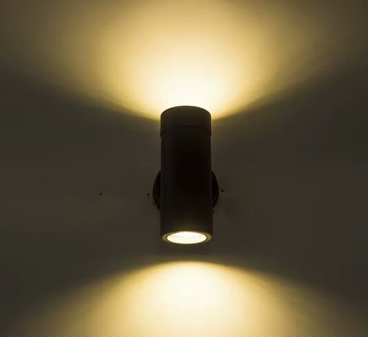 Cylindrical two-sided light